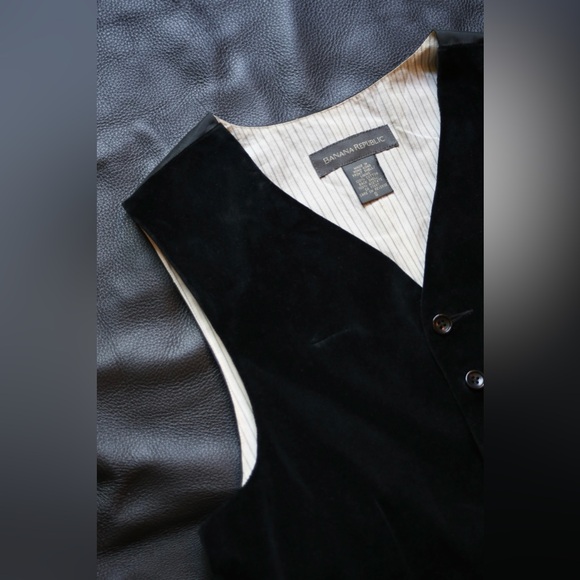 Banana Republic Black Velvet Vest - Picture 3 of 3